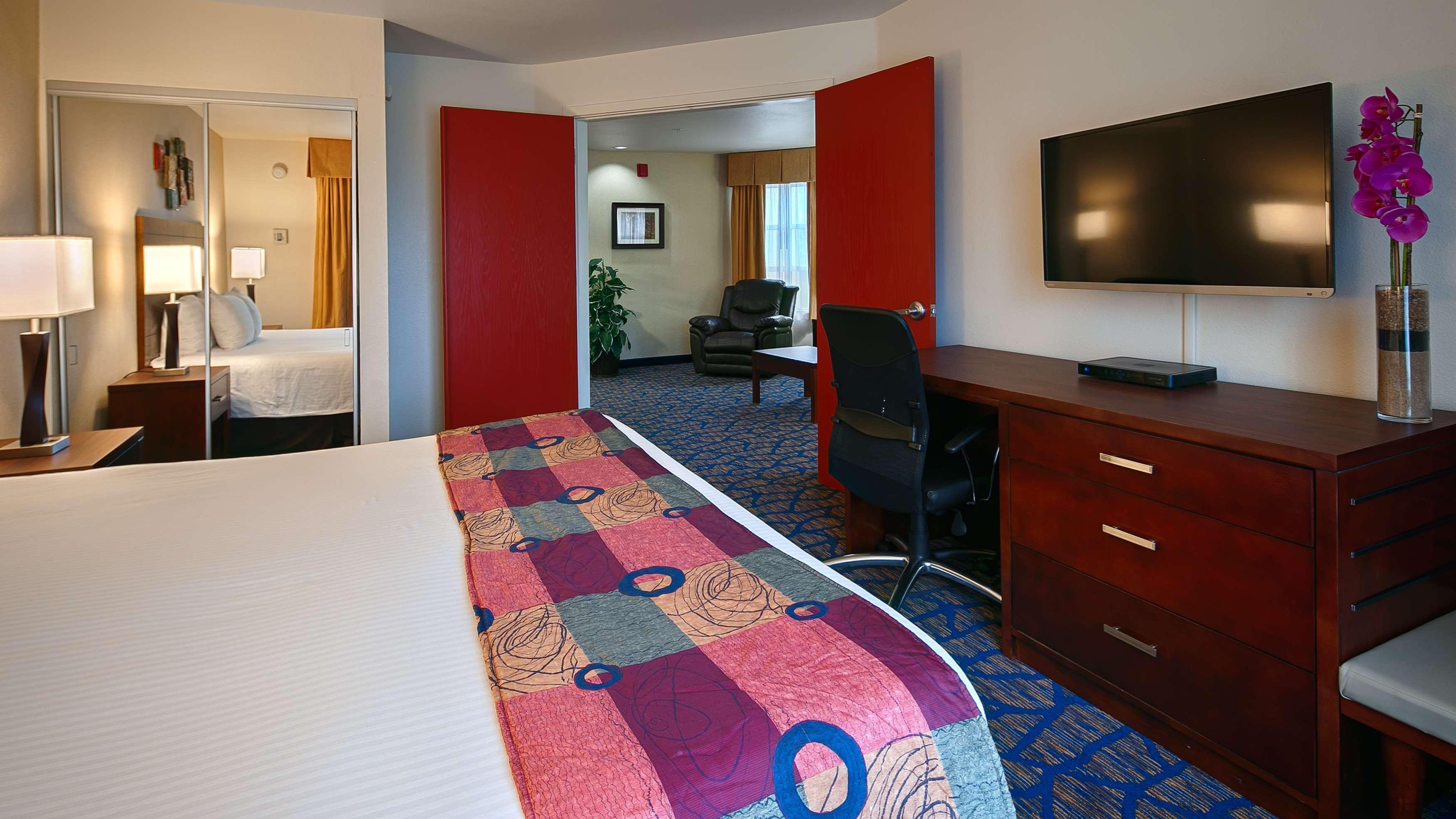 Best Western Plus Villa Del Lago Inn Patterson Eksteriør bilde